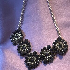 Elegant Black Floral Necklace